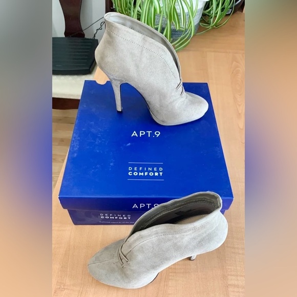 Apt. 9 Shoes - New Apt.9 high heels shoes woman’s size 7 1/2 with box